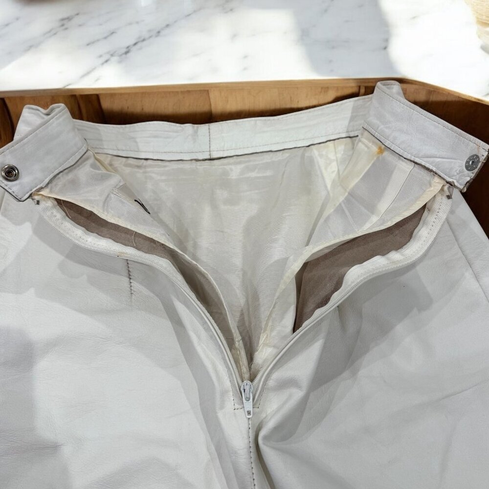 Vintage Wilson's Ivory Genuine Leather Mini Skirt Size 6 High Waist - Picture 4 of 10